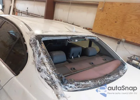 2009 BMW 328I из США, поврежденный, VIN WBAPH73589E127101